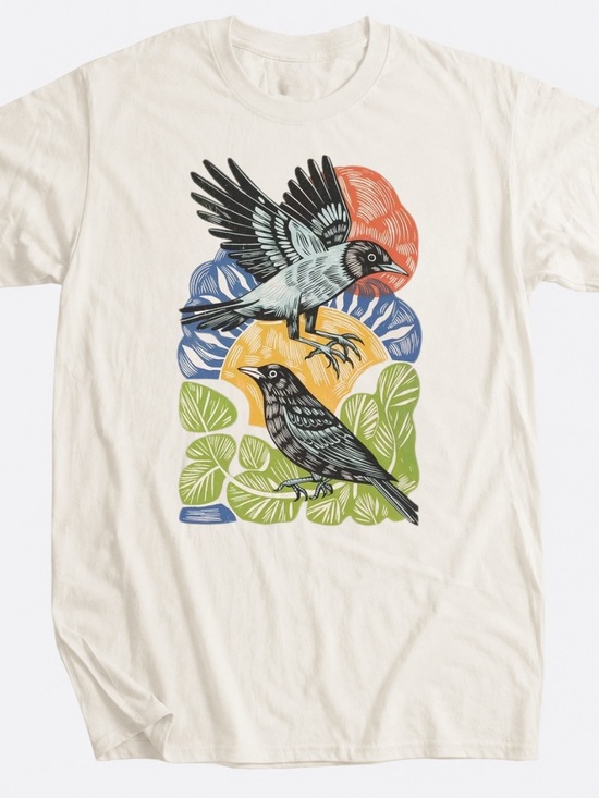 Gildan Tops - Gildan Cream Tee with Multicolor Bird Illustration